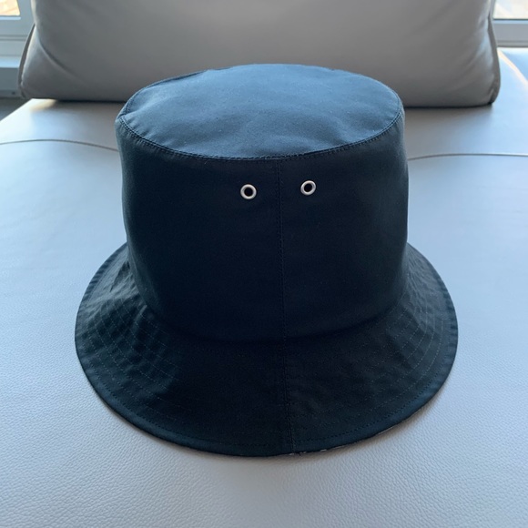 Reversible Teddy-D Small Brim Bucket Hat main image 9